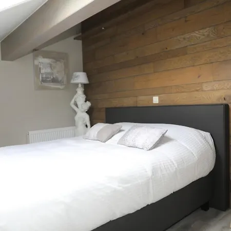 La Cigale Et Le Grillon Bouillon