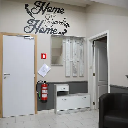 La Cigale Et Le Grillon *